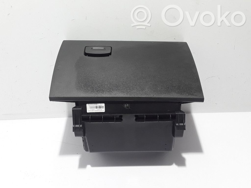 Guantera   682525309R