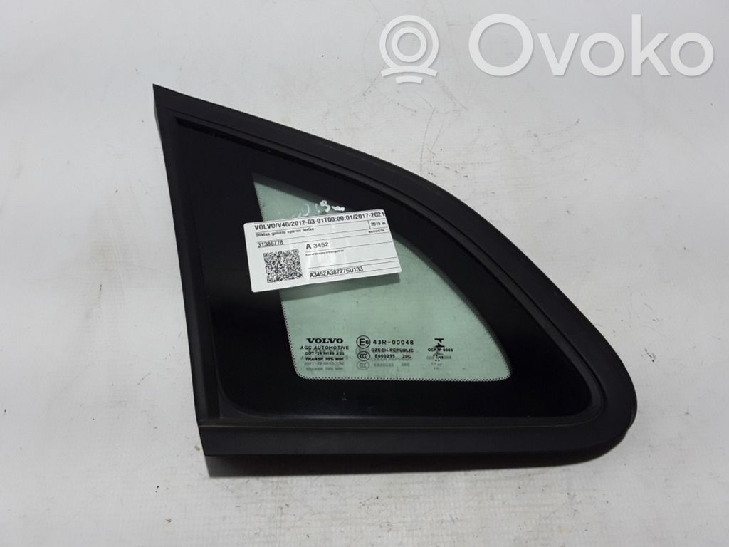 Volvo V40 Geam lateral spate 