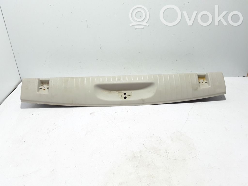 Protector del borde del maletero/compartimento de carga   5RH96PD2AE,5RH96PD2AD
