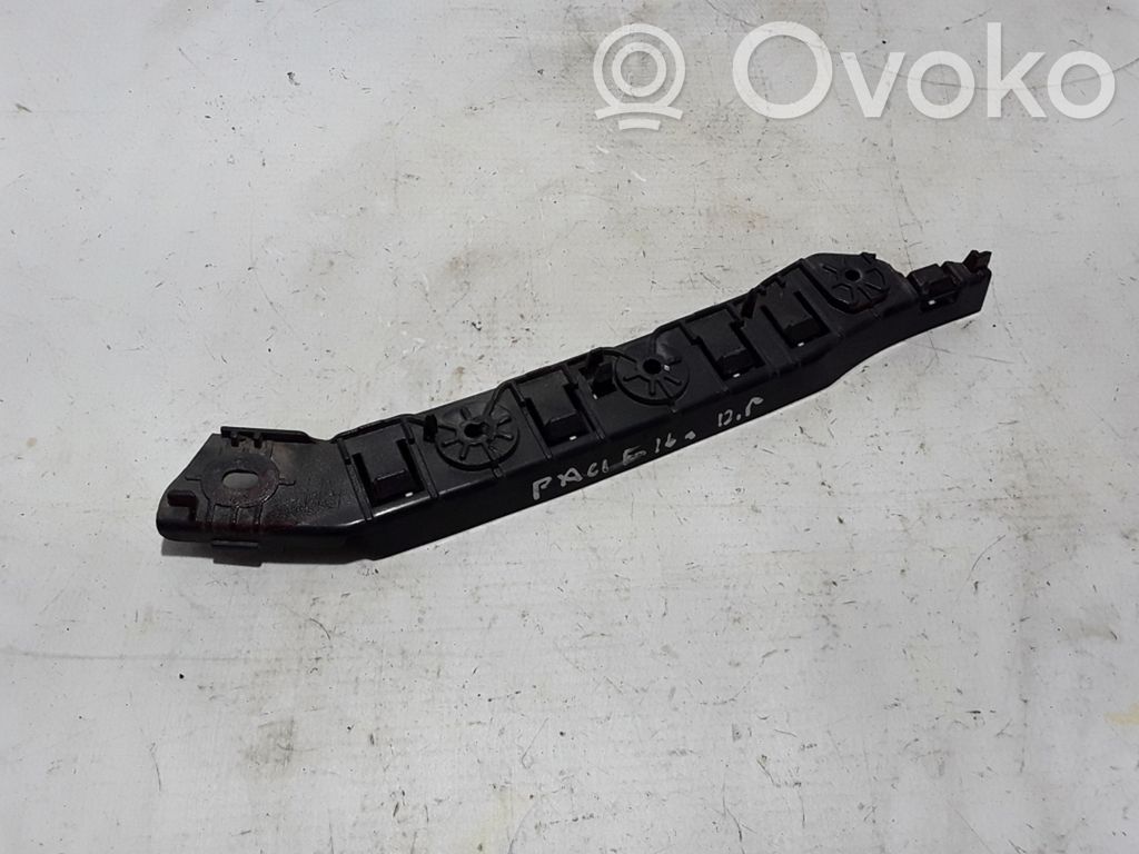 Chrysler Pacifica Front bumper mounting bracket 