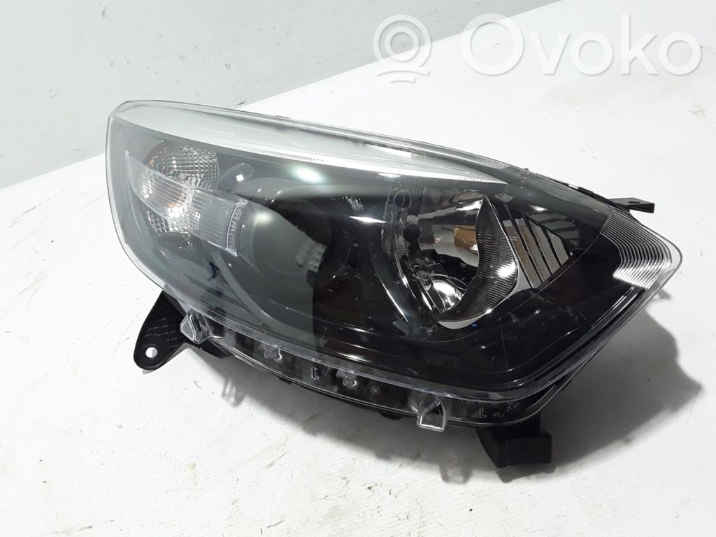 Renault Captur Headlight/headlamp 