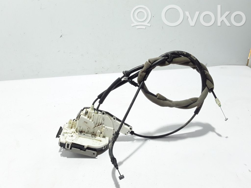 Chrysler Pacifica Front door lock 