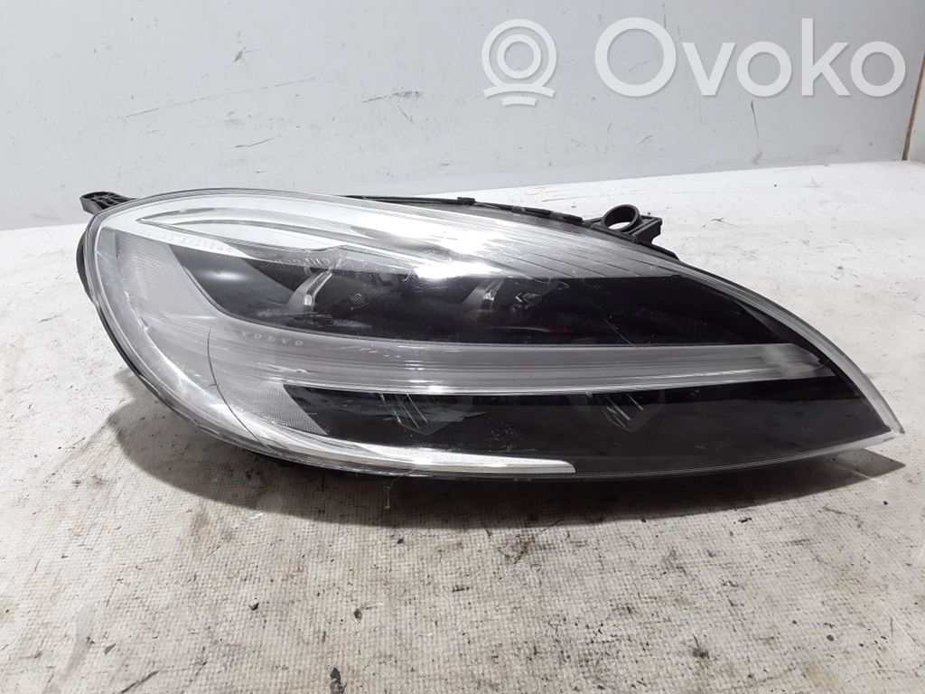 Volvo V40 Scheinwerfer 