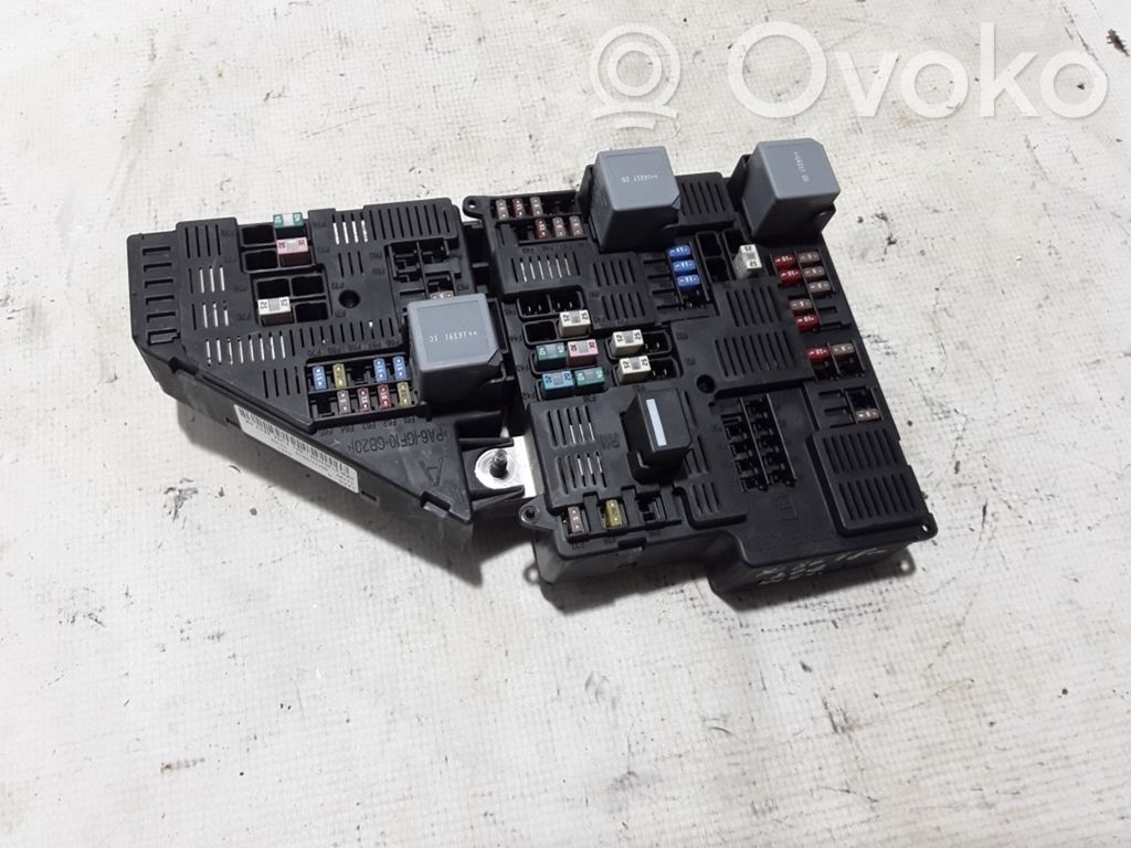 Volvo XC90 Fuse module 