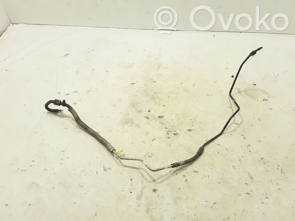 Volvo V70 Ohjaustehostimen letkusto 