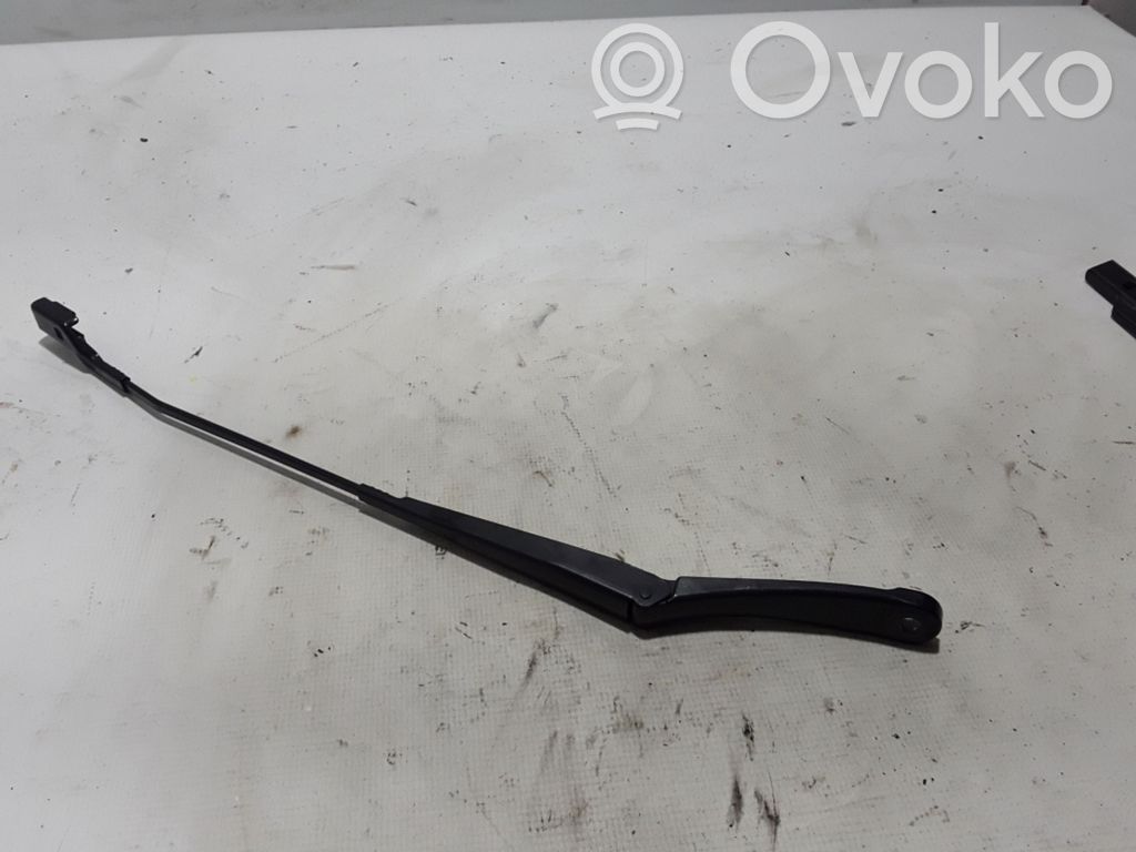 Ford Fiesta Wischerarm vorne 