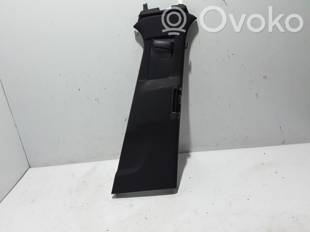 Volvo S90, V90 Osłona górna słupka / B 