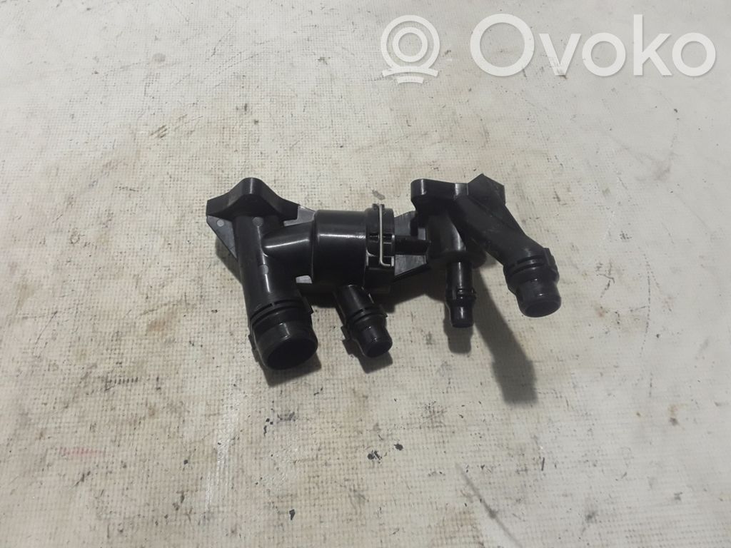 BMW X3 G01 Termostat/carcasă termostat 