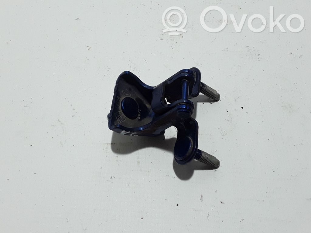 Renault Captur II Tailgate/trunk/boot hinge 