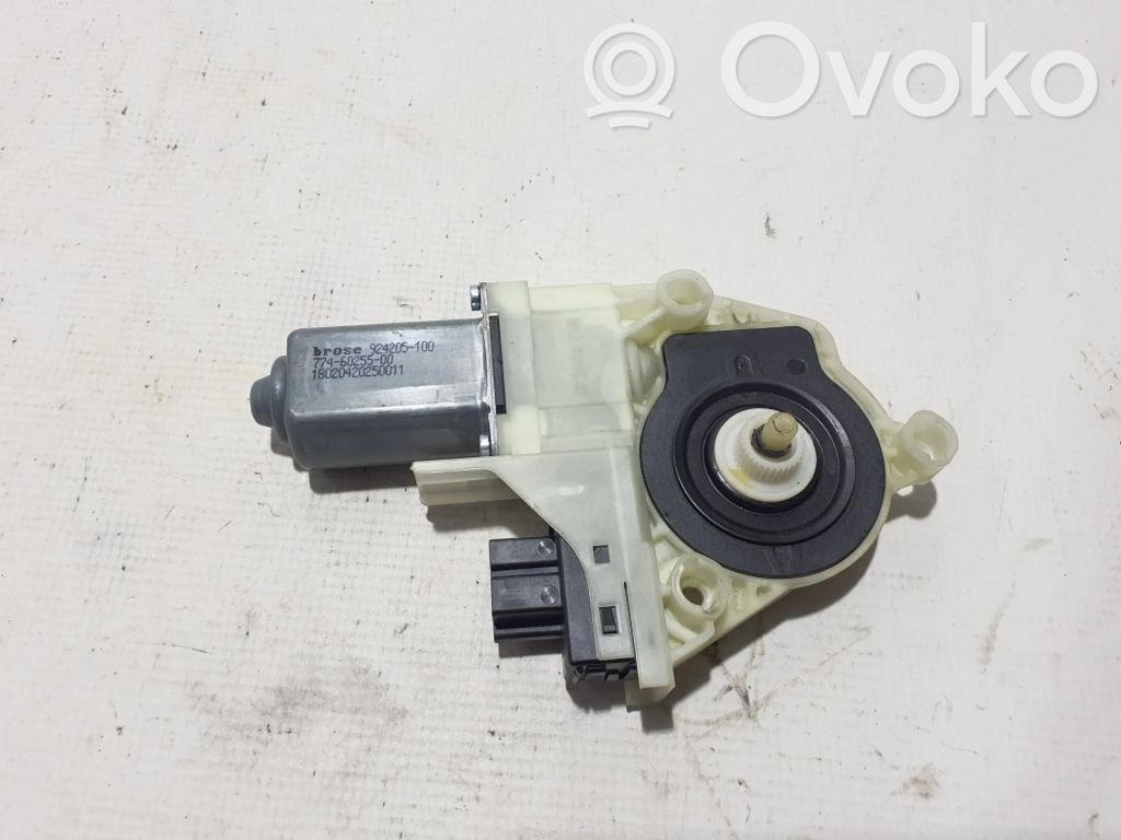 Porsche Panamera (970) Motorino alzacristalli della portiera anteriore
