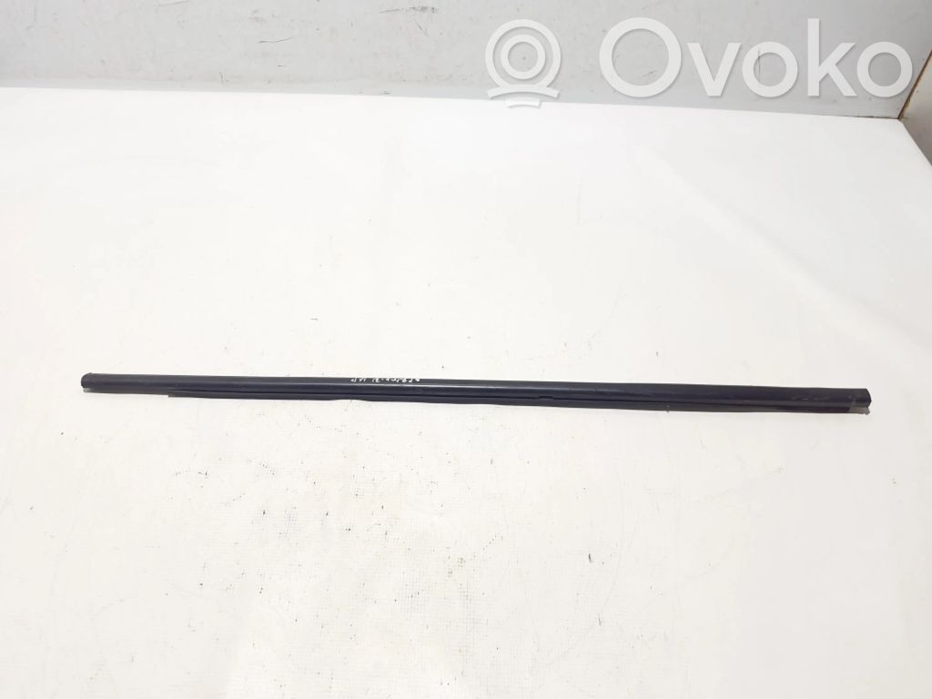 Listwa / Uszczelka szyby drzwi   808337053R