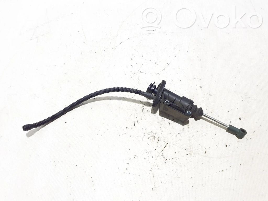 Volkswagen Amarok Siłownik sprzęgła / Wysprzęglik 