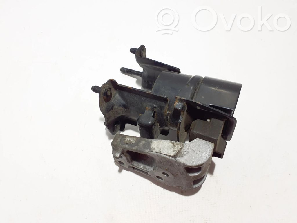 Toyota RAV 4 (XA50) Engine mount bracket 