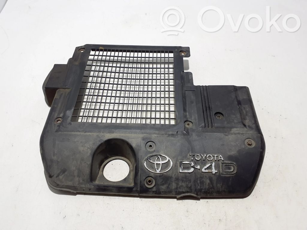 Toyota Land Cruiser (J120) Capac protecție motor