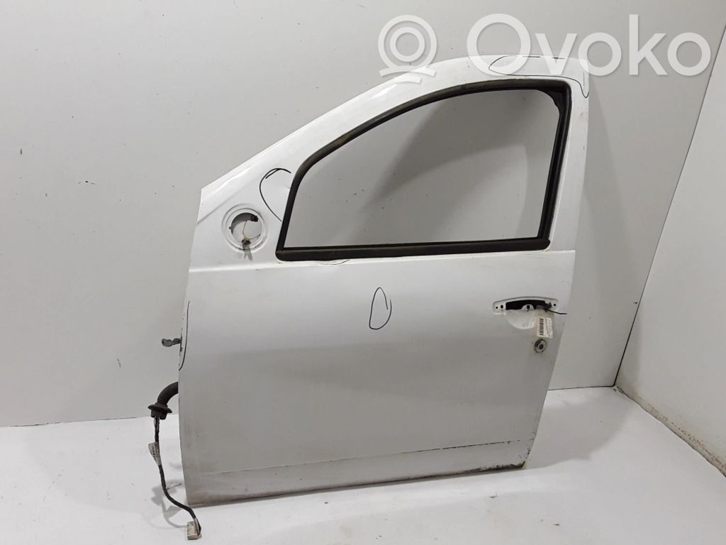 Dacia Duster Durvis 