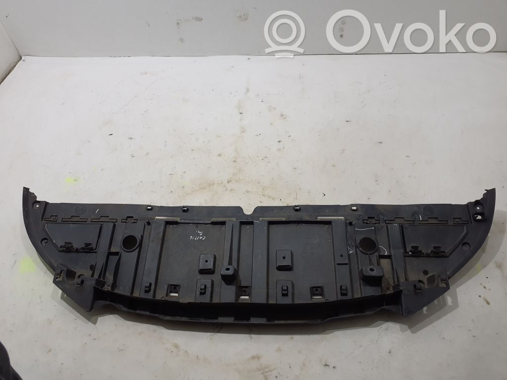 Renault Captur Engine splash shield/under tray 