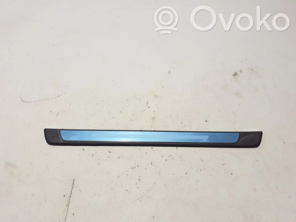 Audi e-tron Copertura del rivestimento del sottoporta anteriore 