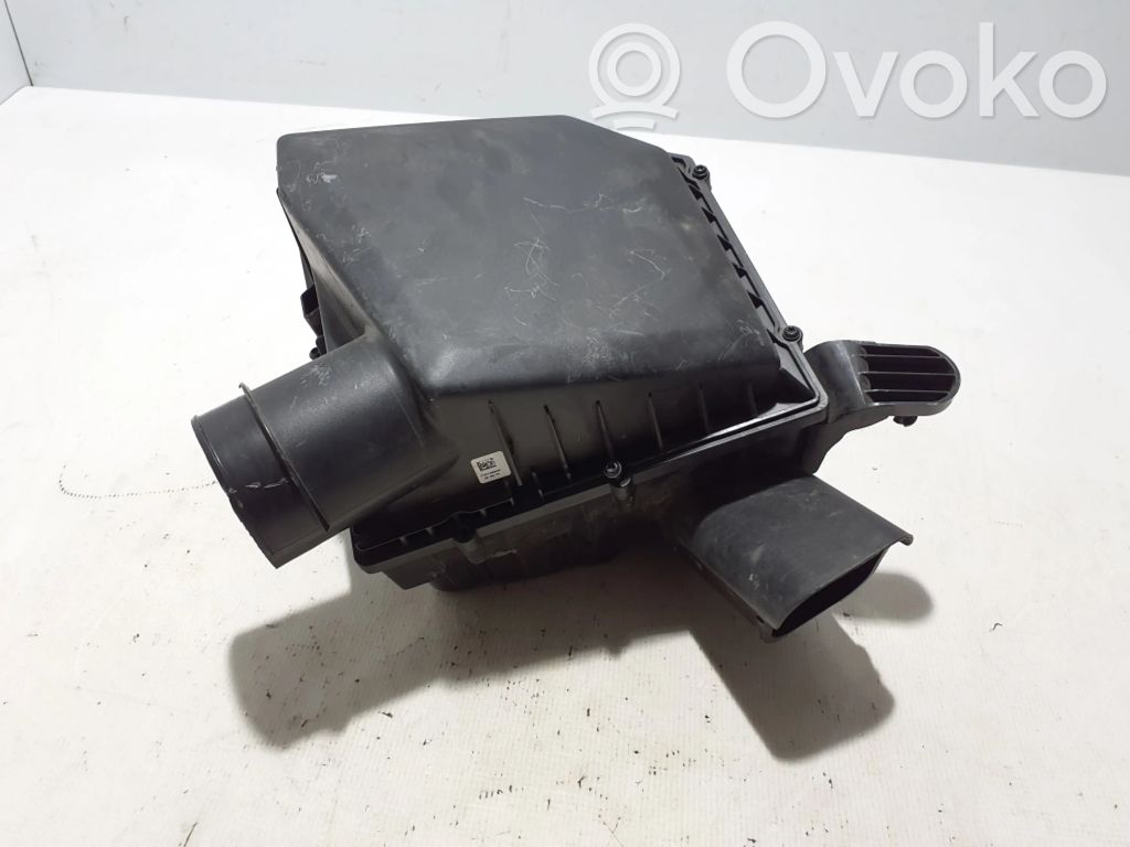 Volvo XC40 Obudowa filtra powietrza 