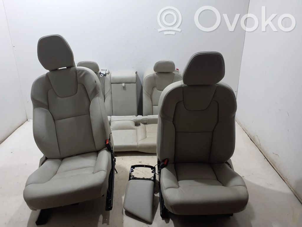 Juego interior