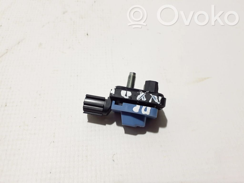 Airbagsensor Crashsensor Drucksensor   8983A52011