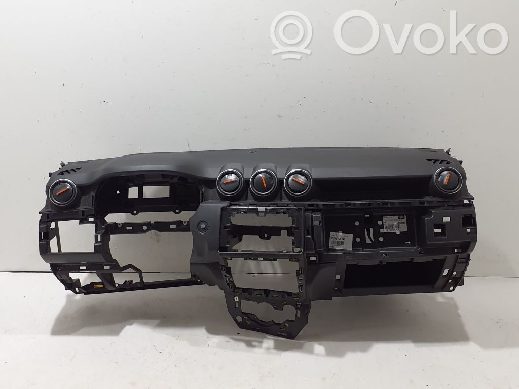 Dacia Duster II Panel de instrumentos 