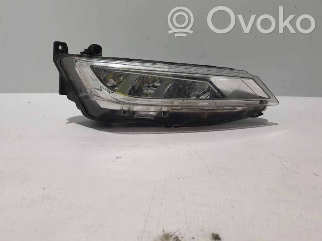 Etusumuvalo   5F0941701C