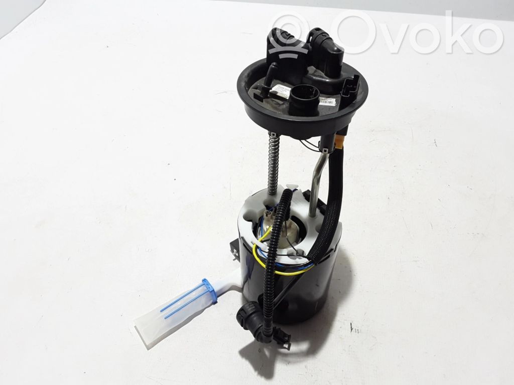 Pompe à carburant   31274616