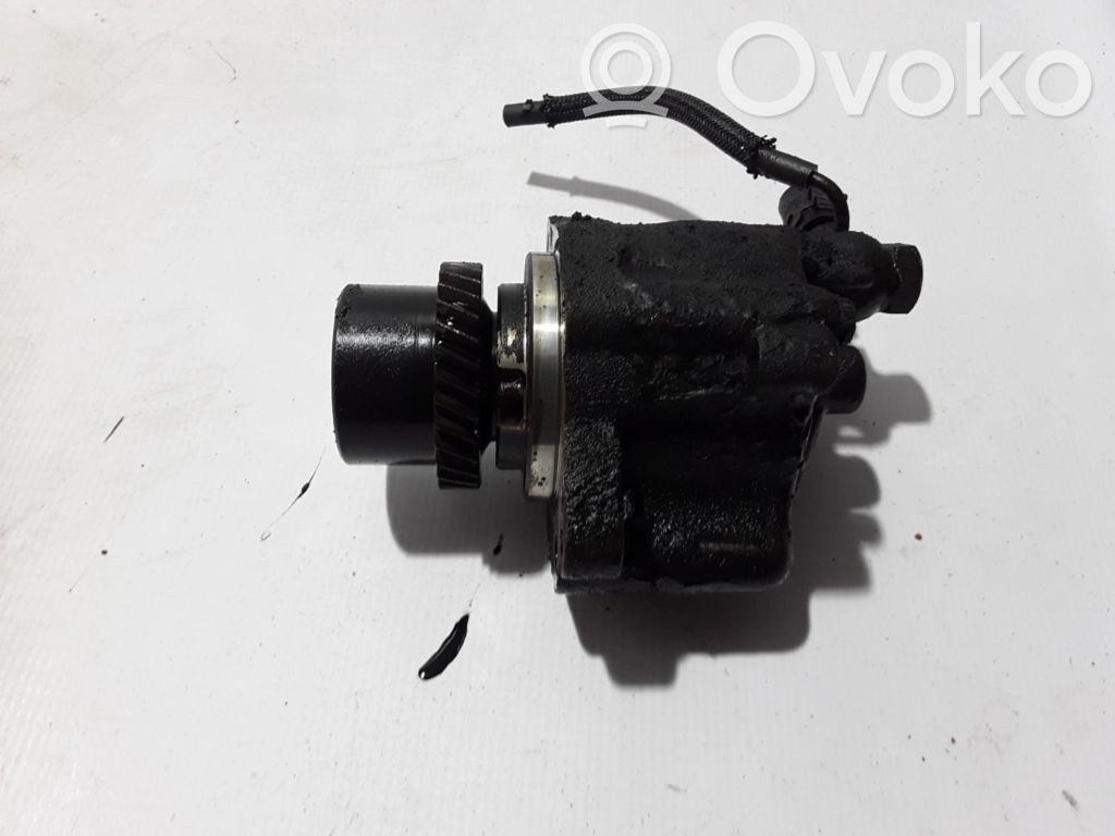 Toyota Land Cruiser (J120) Alipainepumppu