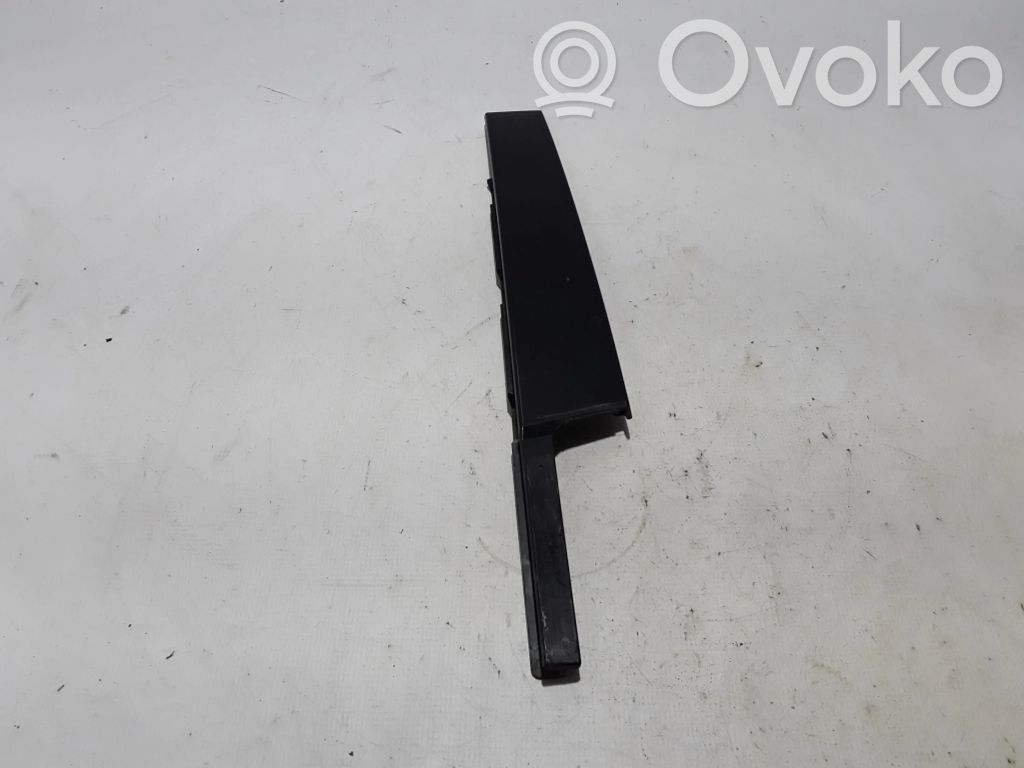 Skoda Karoq Etuoven lasin muotolista 