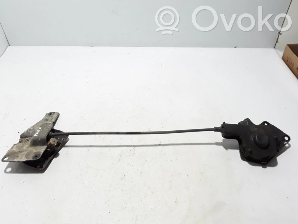 Renault Master III Spare wheel mounting bracket 
