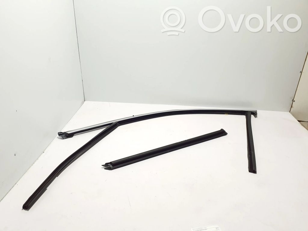BMW X3 G01 Gumowa uszczelka drzwi przednich 