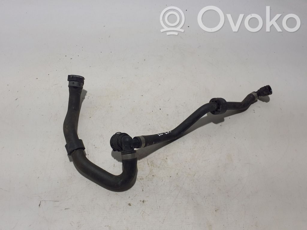 Mercedes-Benz C W206 Conductă/furtun lichid de răcire motor
