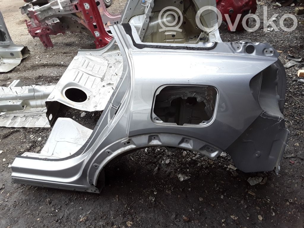 Panel lateral trasero   1675411480