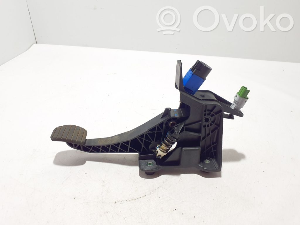 Renault Express Pedal de embrague 