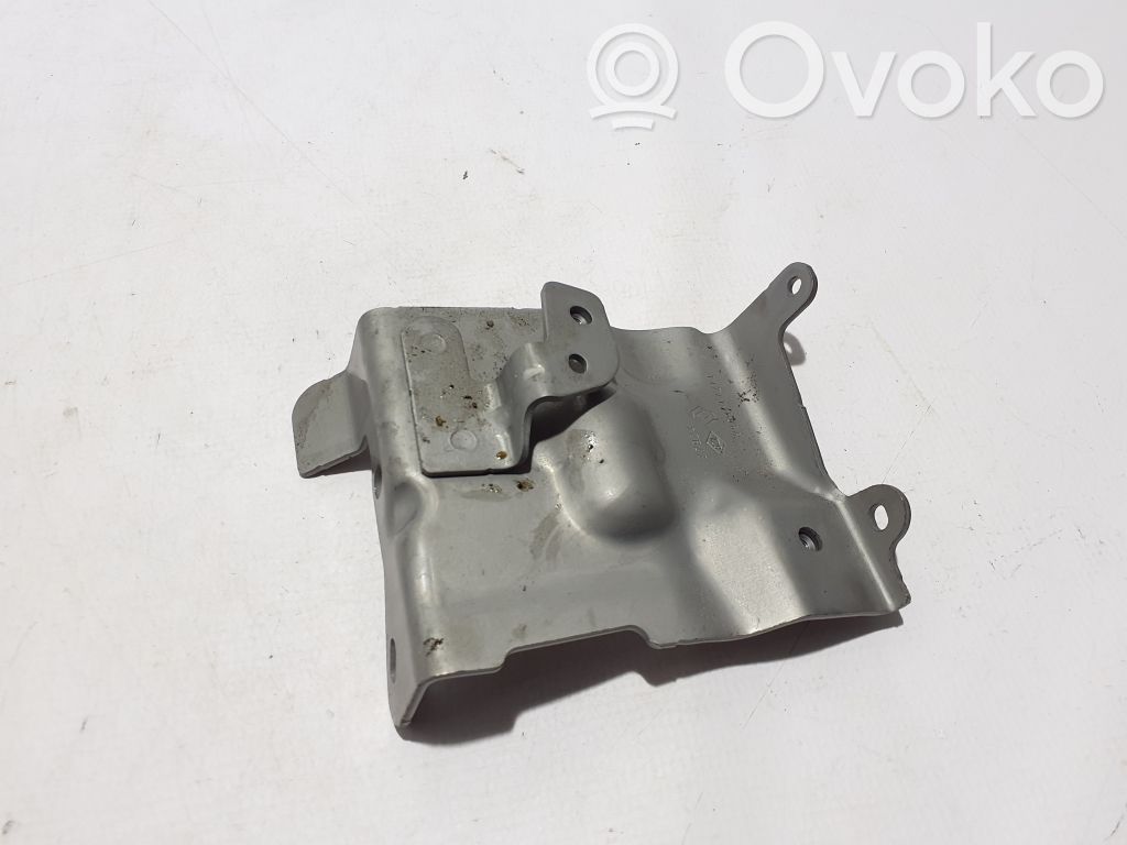 Dacia Duster Alte piese compartiment motor 