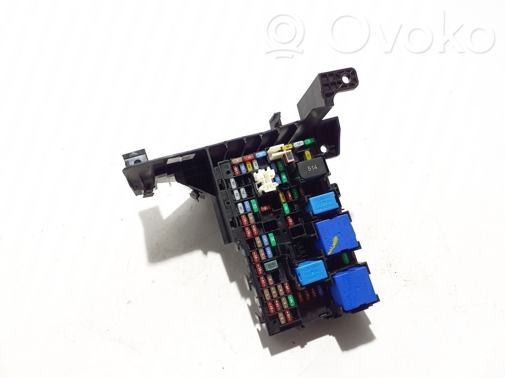 Dacia Duster Fuse module 