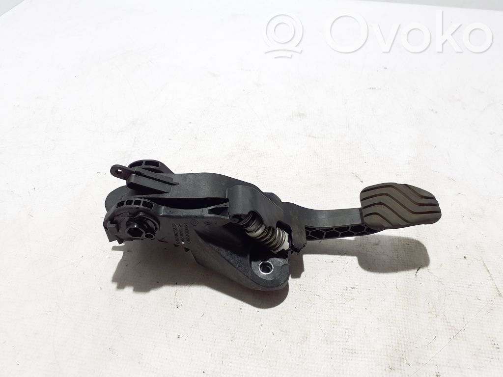 Dacia Duster Pédale d'embrayage 