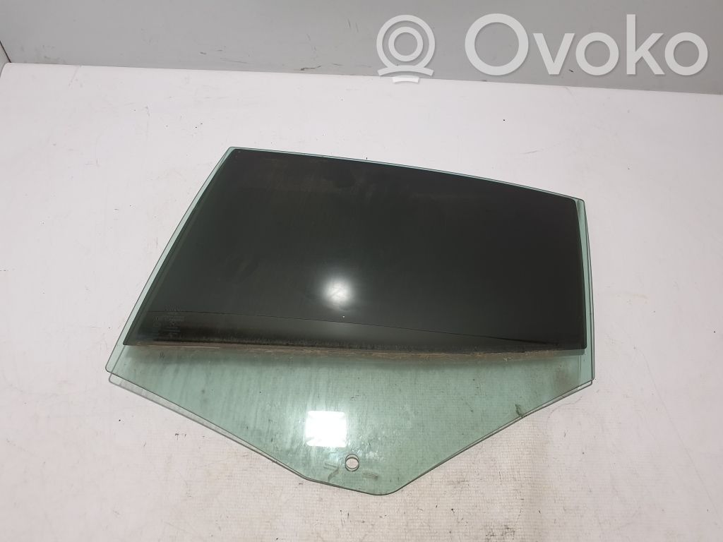 Volvo S60 Luna de la puerta trasera 