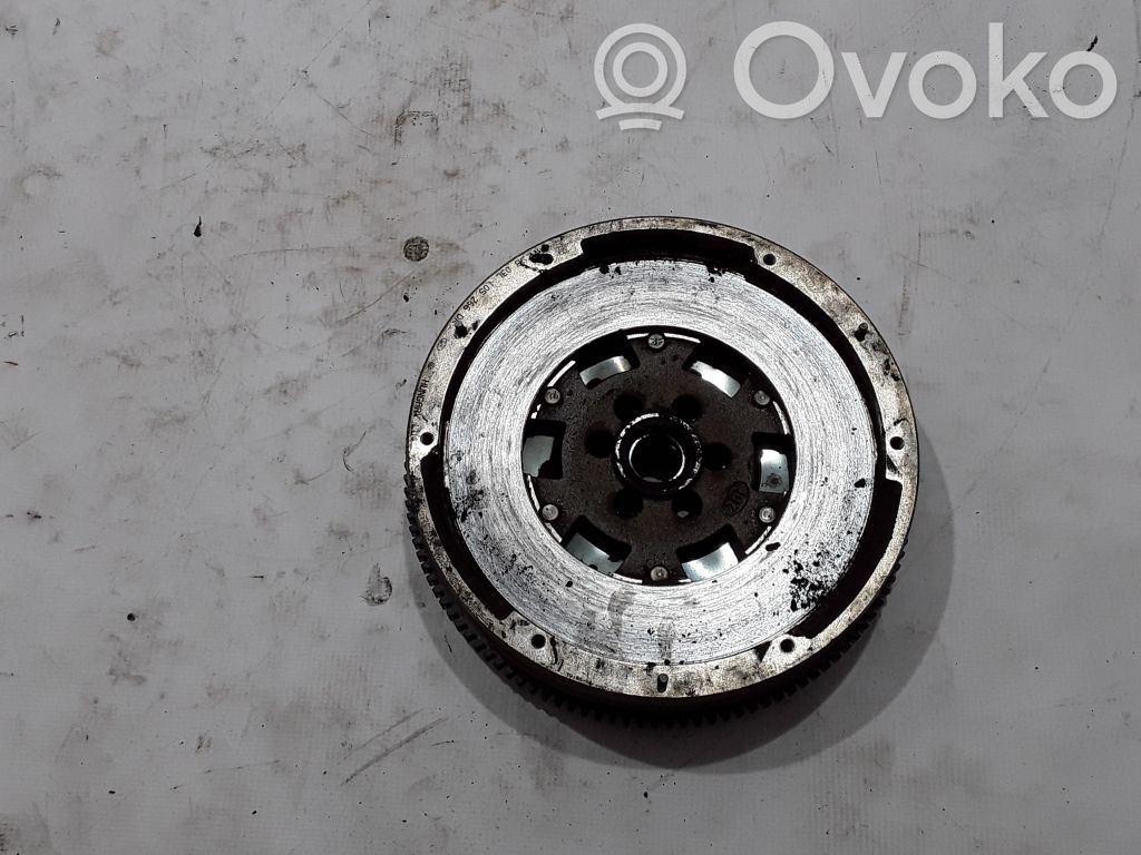 Volkswagen Amarok Dual mass flywheel 
