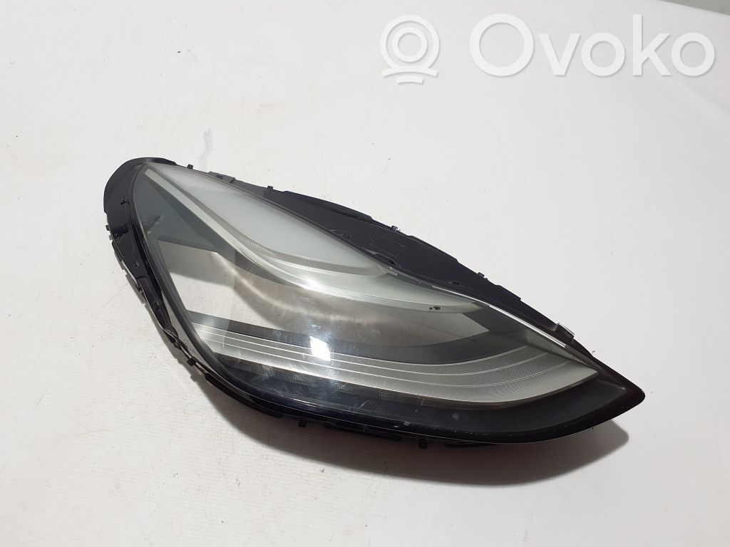 Tesla Model 3 Headlight lense 