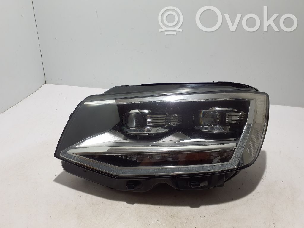 Volkswagen Transporter - Caravelle T6 Lampa przednia 