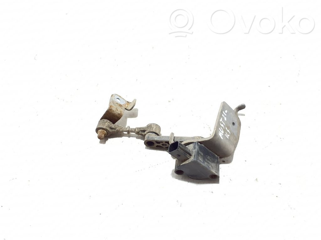 Ford Mach-E I Rear air suspension level height sensor 