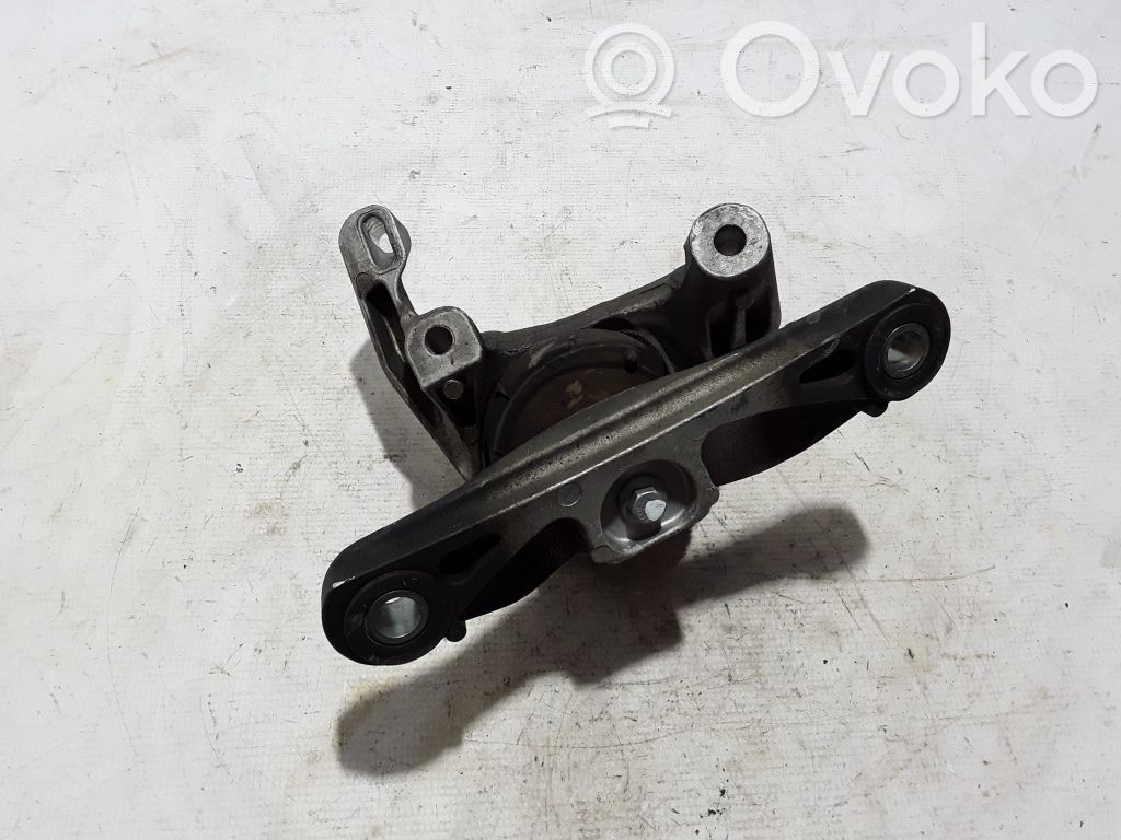 Engine mount bracket   30778783