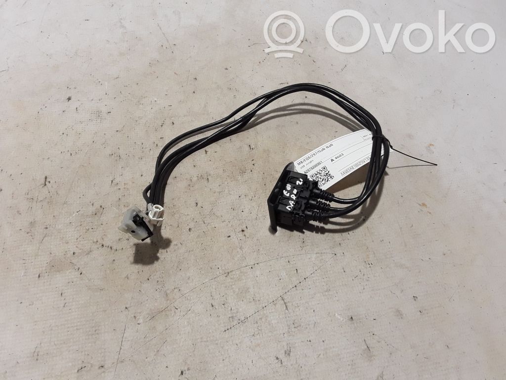 Mercedes-Benz EQS V297 Enchufe conector USB