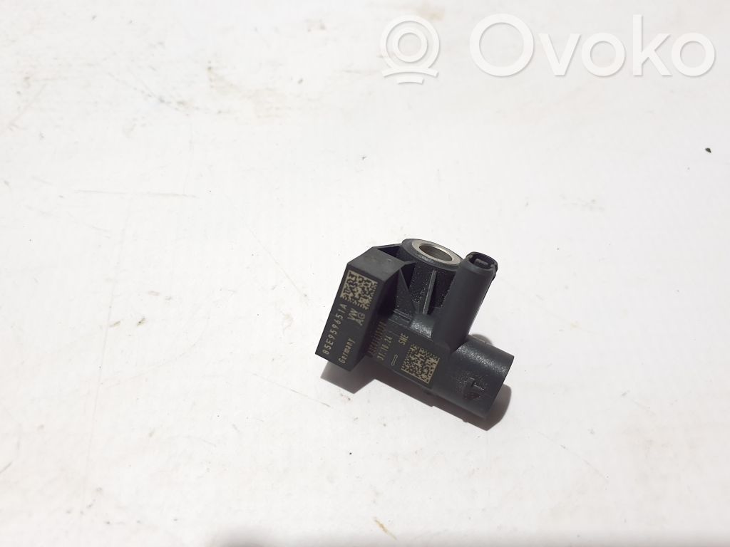 Audi A3 8Y Czujnik uderzenia Airbag 
