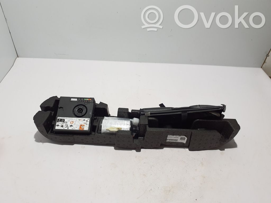 Audi A3 8Y Työkalusarja 