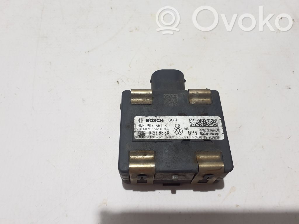 Volkswagen PASSAT B8 Sensor de radar Distronic 