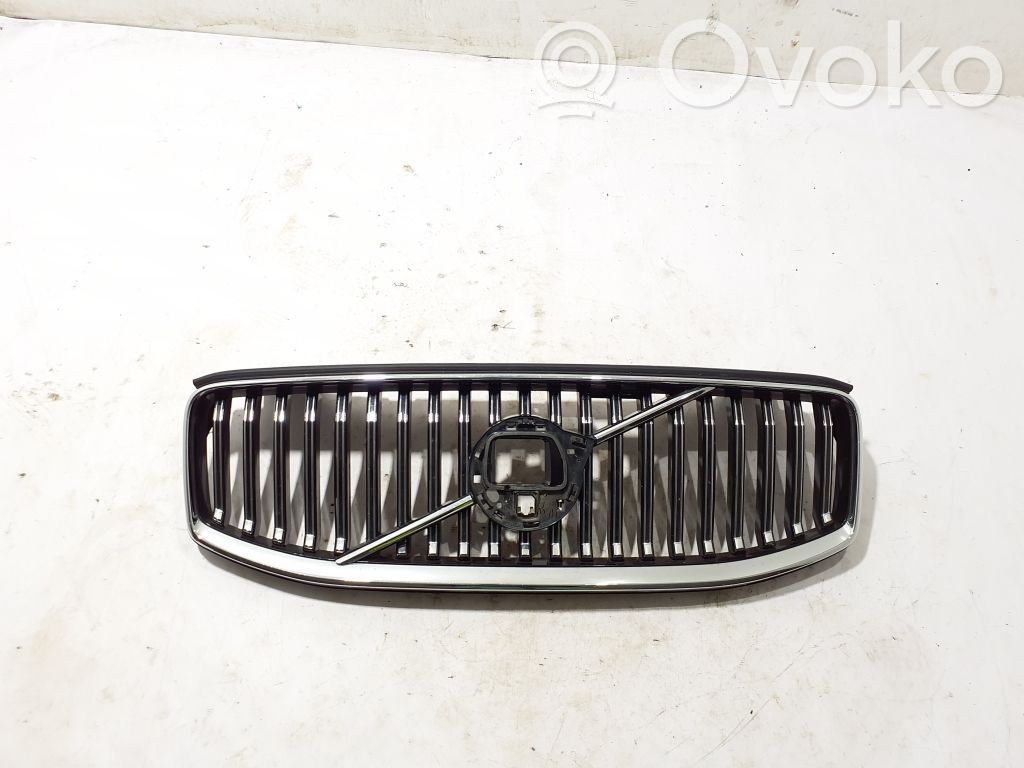 Front grill   32291019