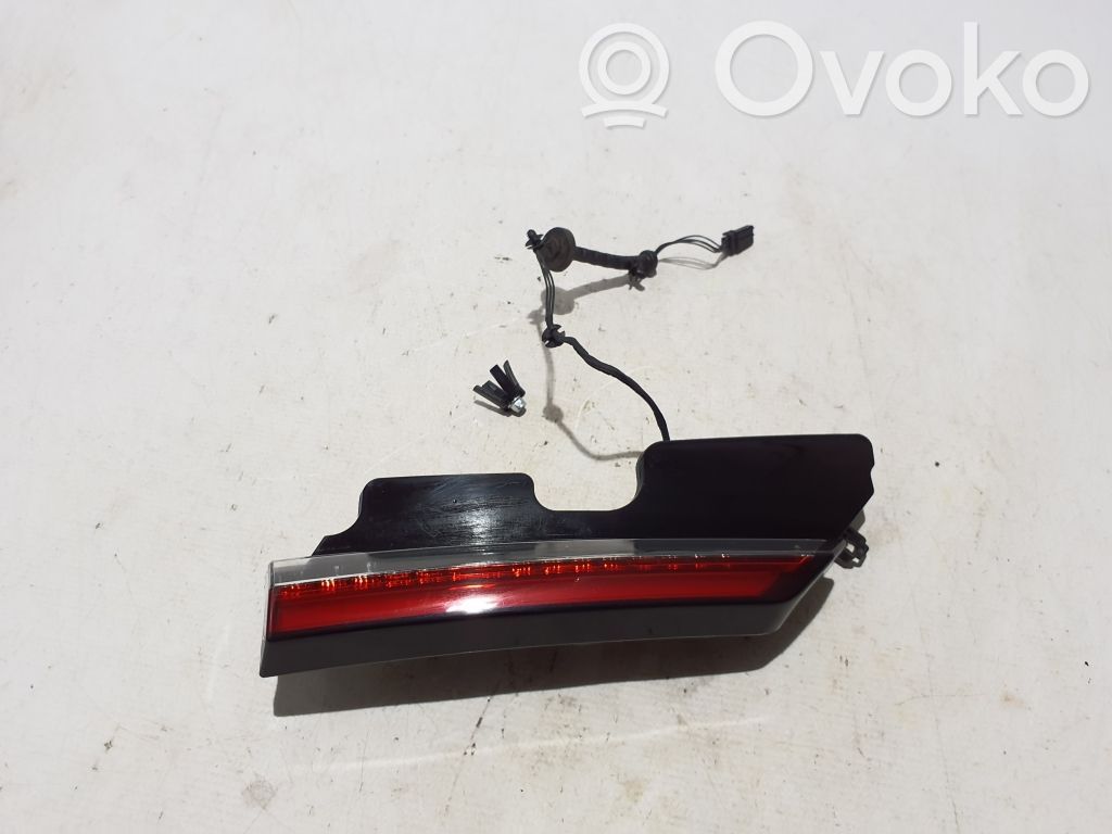 Volvo C40 Takaluukun takavalot 