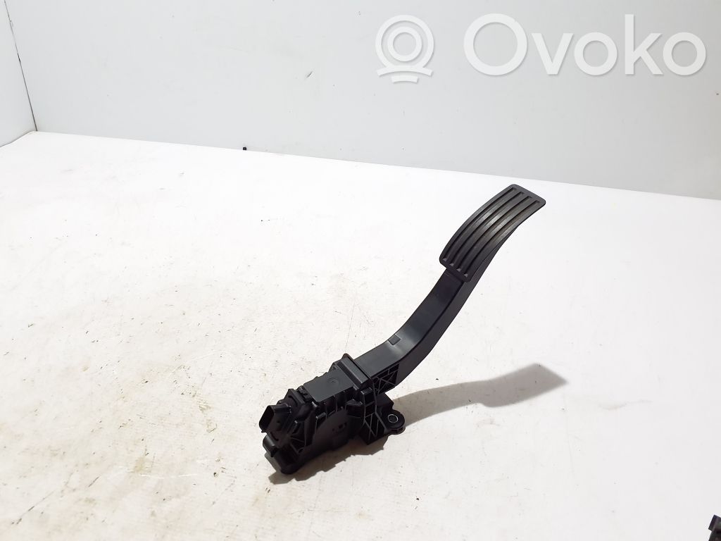 Volvo C40 Pedał gazu / przyspieszenia 